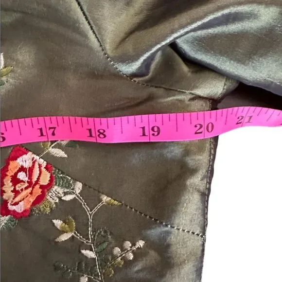 Vintage Green Silk Blend Asian Jacket Fully Lined. Embroidered. Size 10 - Picture 6 of 7